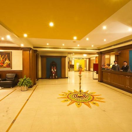 President Hotel Mysore Eksteriør bilde