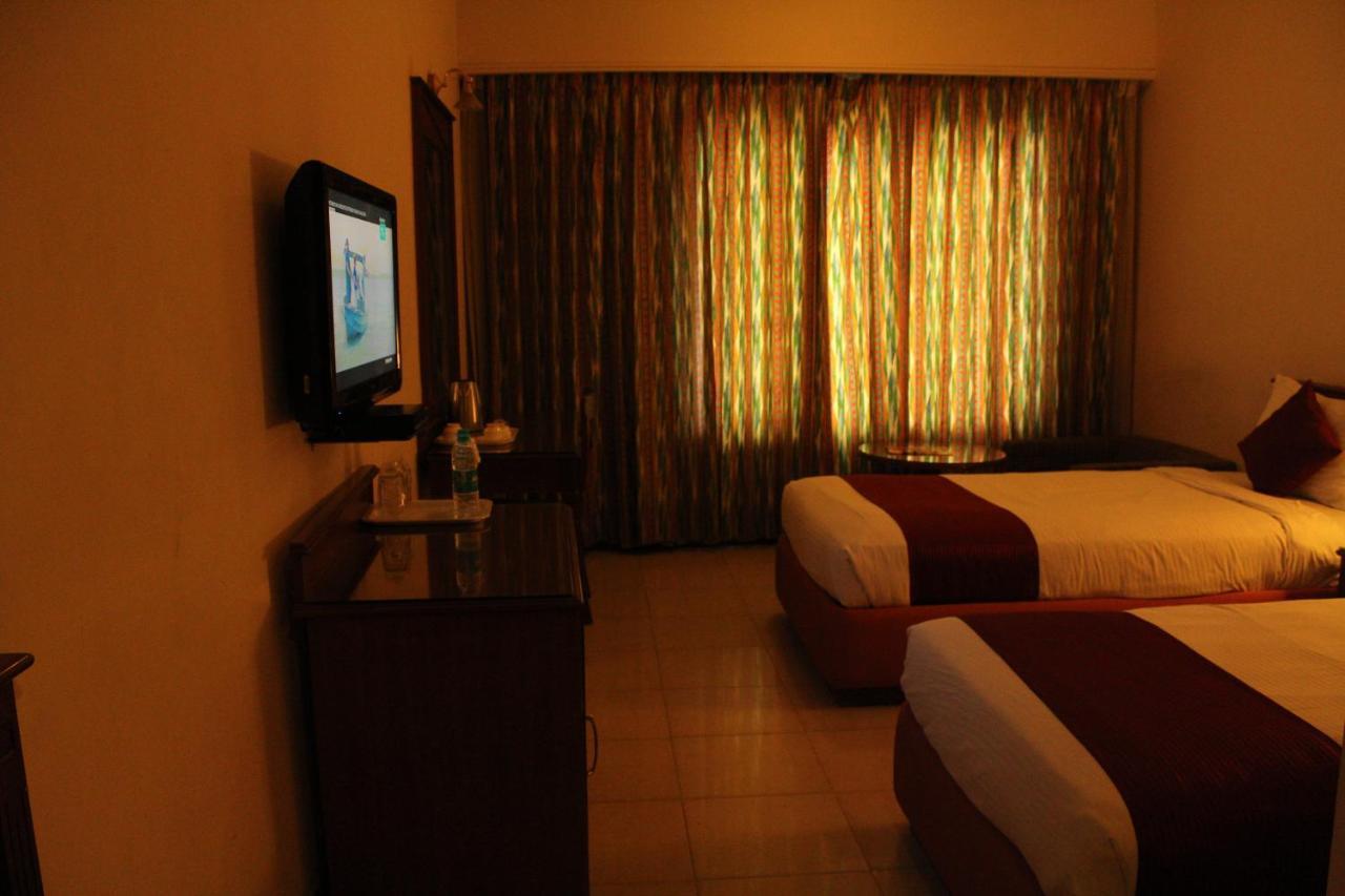 President Hotel Mysore Eksteriør bilde