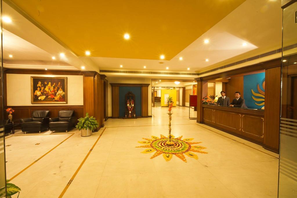 President Hotel Mysore Eksteriør bilde