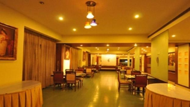 President Hotel Mysore Eksteriør bilde